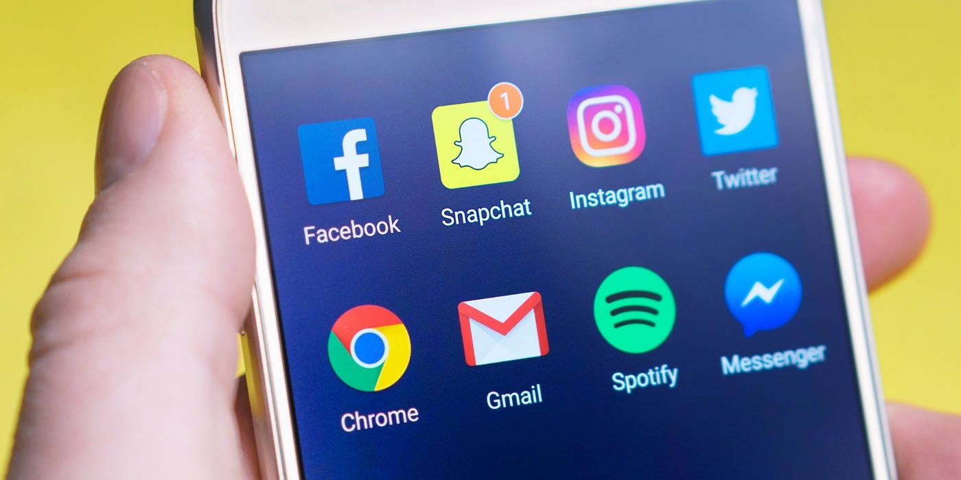 Gérer ses réseaux sociaux à l'interne ou les confier à une agence? Gérer ses réseaux sociaux à l'interne ou les confier à une agence?